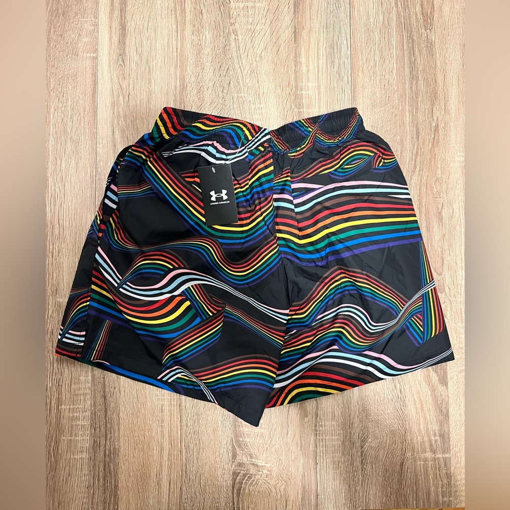 Men’s Under Armour Pride woven shorts - Picture 2 of 6
